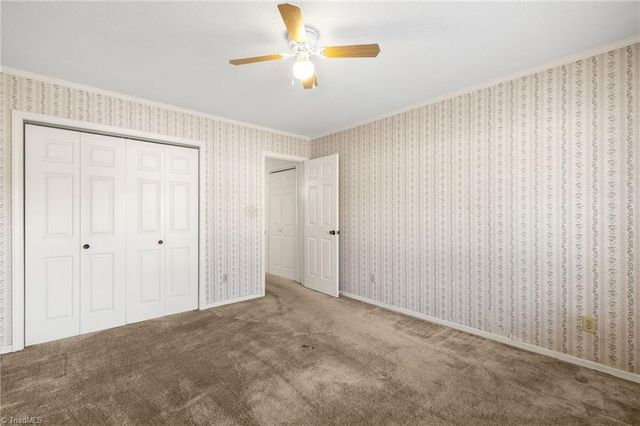 716 Meadowgreen Village Drive 4A, Eden, NC 27288