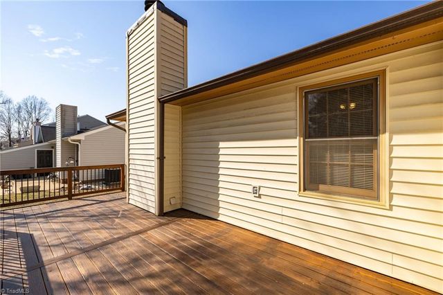 716 Meadowgreen Village Drive 4A, Eden, NC 27288