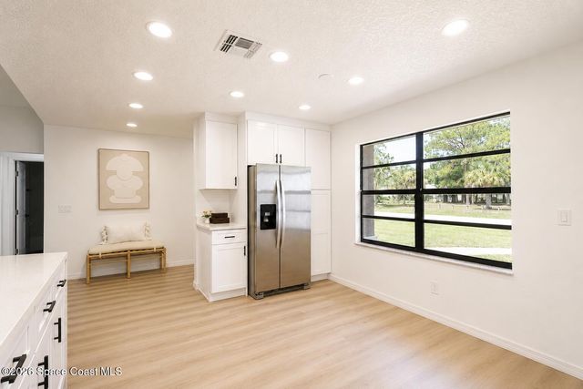 1137 Hill Avenue NW, Palm Bay, FL 32907