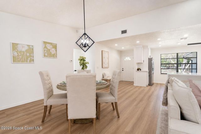 1137 Hill Avenue NW, Palm Bay, FL 32907