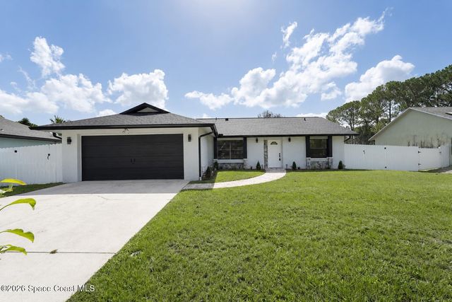 1137 Hill Avenue NW, Palm Bay, FL 32907
