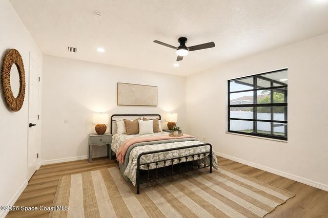 1137 Hill Avenue NW, Palm Bay, FL 32907