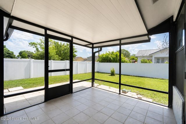1137 Hill Avenue NW, Palm Bay, FL 32907