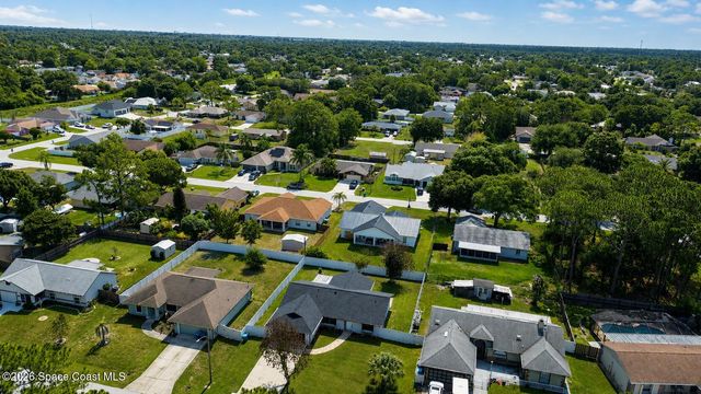 1137 Hill Avenue NW, Palm Bay, FL 32907