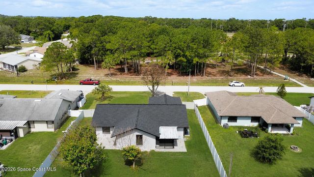 1137 Hill Avenue NW, Palm Bay, FL 32907