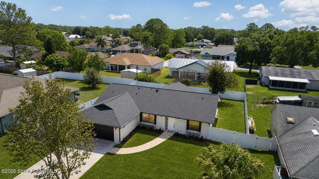 1137 Hill Avenue NW, Palm Bay, FL 32907