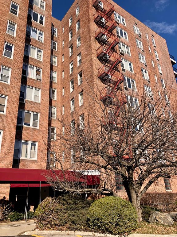 245 Rumsey Road 1F, Yonkers, NY 10701