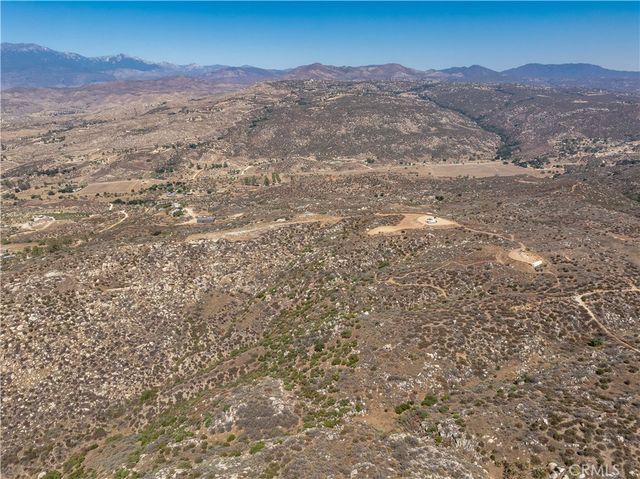 33445 Chameleon Road, Hemet, CA 92544