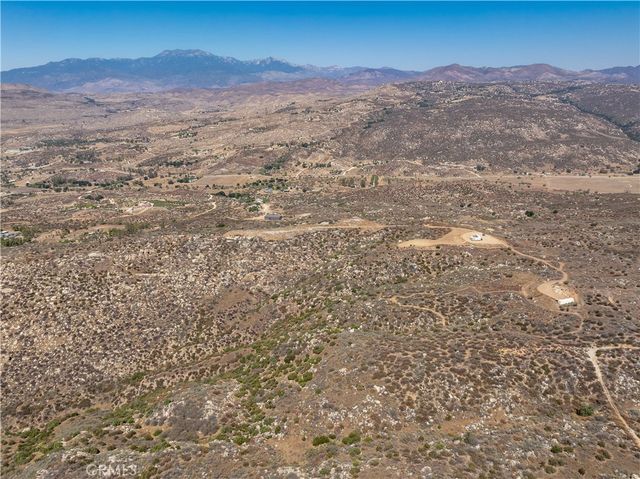 33445 Chameleon Road, Hemet, CA 92544