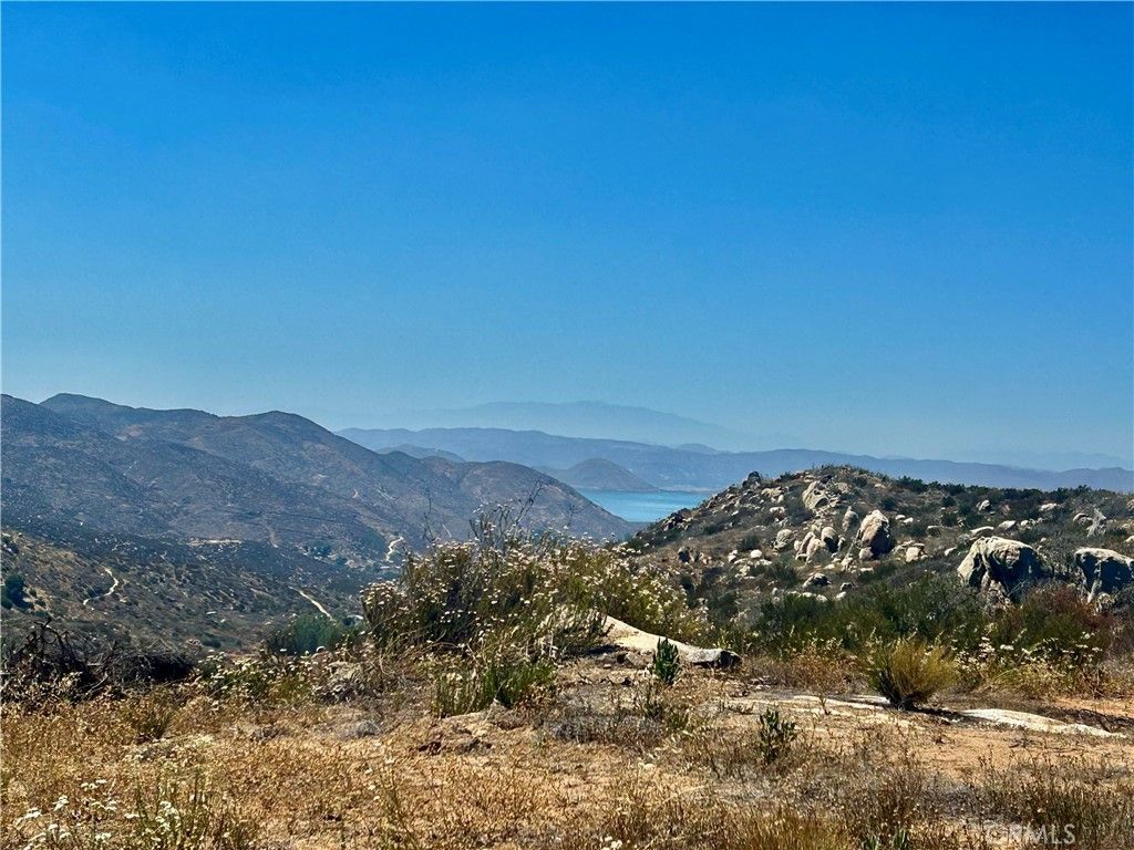 33445 Chameleon Road, Hemet, CA 92544 — photo 2