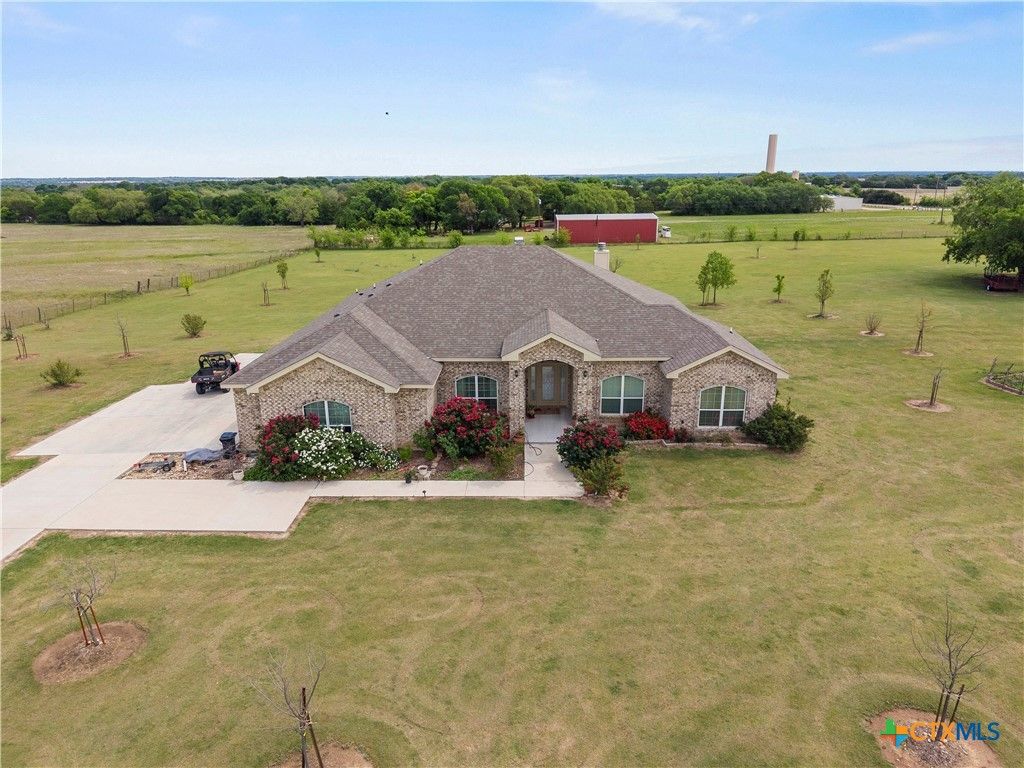 118 County Road 274, Gatesville, TX 76528