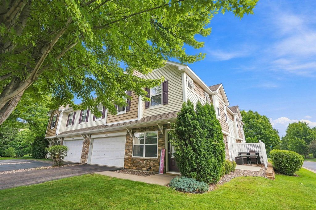 15459 Iodine Ridge NW, Ramsey, MN 55303