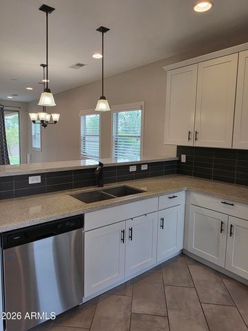 1941 W STAGECOACH Street, Apache Junction, AZ 85120