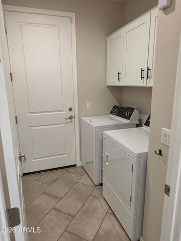 1941 W STAGECOACH Street, Apache Junction, AZ 85120