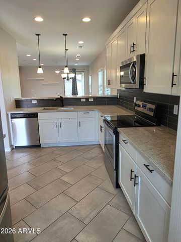 1941 W STAGECOACH Street, Apache Junction, AZ 85120