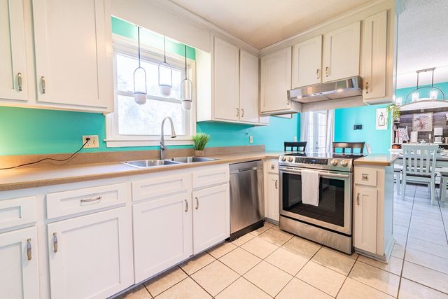 702 Dixie Drive, Enterprise, AL 36330