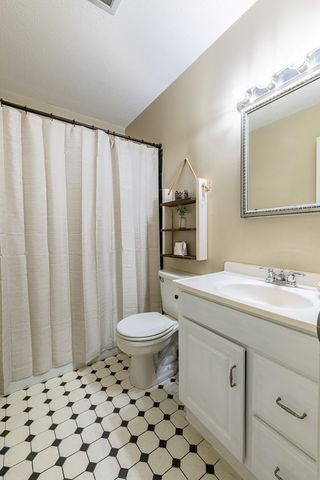 702 Dixie Drive, Enterprise, AL 36330