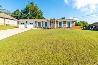 702 Dixie Drive, Enterprise, AL 36330