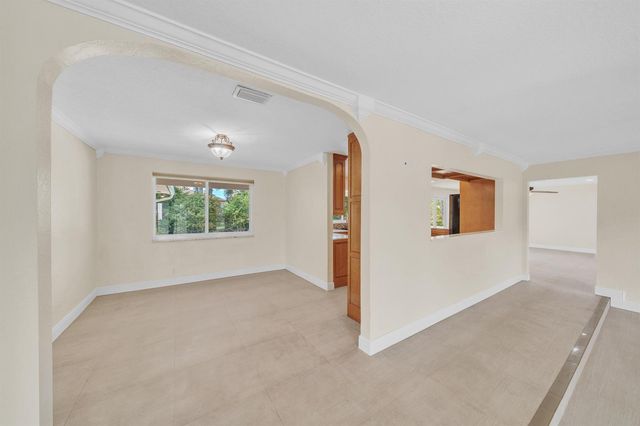 11901 NW 25th Street, Plantation, FL 33323