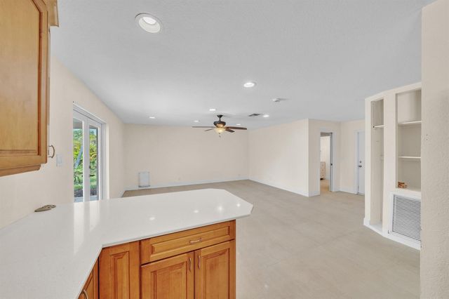 11901 NW 25th Street, Plantation, FL 33323