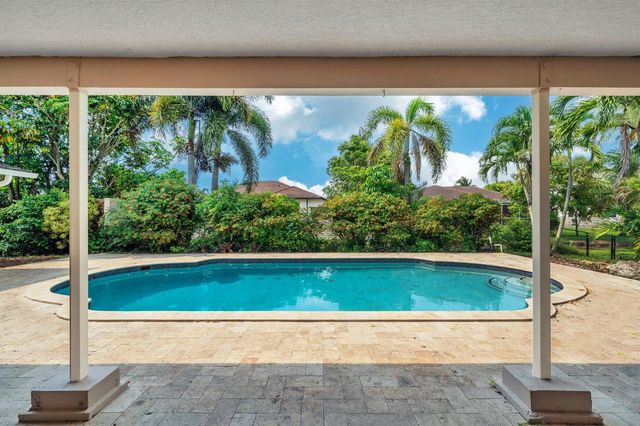 11901 NW 25th Street, Plantation, FL 33323