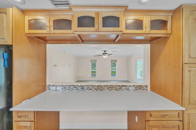 11901 NW 25th Street, Plantation, FL 33323