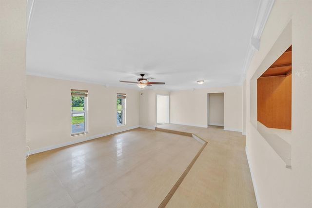 11901 NW 25th Street, Plantation, FL 33323