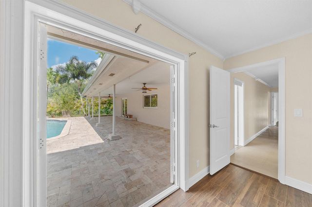11901 NW 25th Street, Plantation, FL 33323