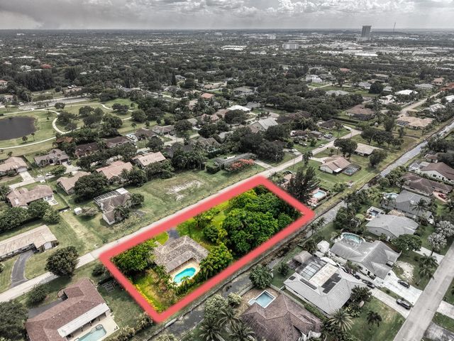 11901 NW 25th Street, Plantation, FL 33323