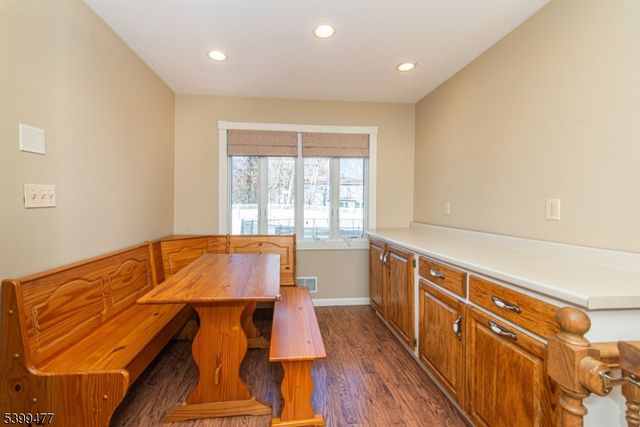 53 Westminster Dr, Parsippany-troy Hills Twp., NJ 07054