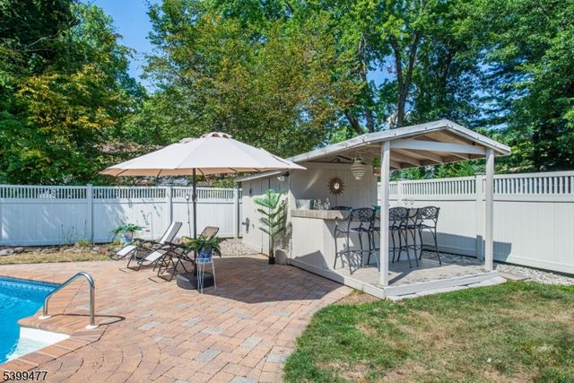 53 Westminster Dr, Parsippany-troy Hills Twp., NJ 07054