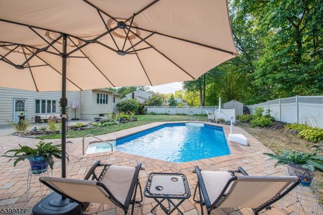 53 Westminster Dr, Parsippany-troy Hills Twp., NJ 07054