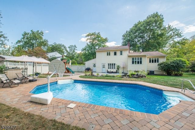 53 Westminster Dr, Parsippany-troy Hills Twp., NJ 07054