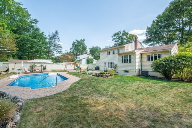 53 Westminster Dr, Parsippany-troy Hills Twp., NJ 07054