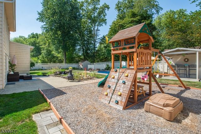 53 Westminster Dr, Parsippany-troy Hills Twp., NJ 07054