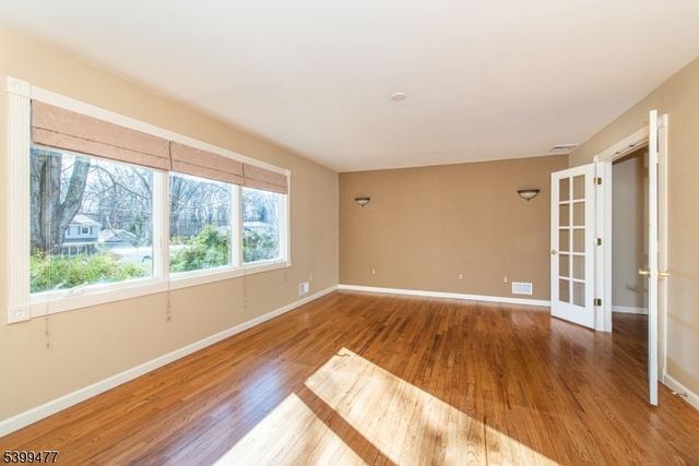 53 Westminster Dr, Parsippany-troy Hills Twp., NJ 07054