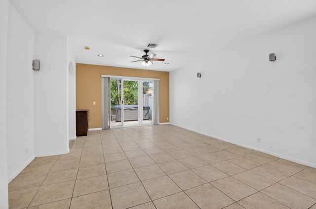 5049 Sancerre Circle, Lake Worth, FL 33463
