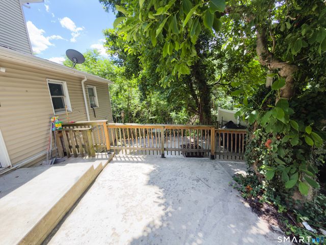 61 Mount Pleasant Street, Derby, CT 06418