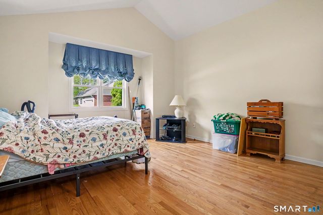 29 Greystone 29, Shelton, CT 06484