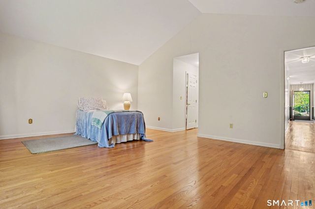 29 Greystone 29, Shelton, CT 06484