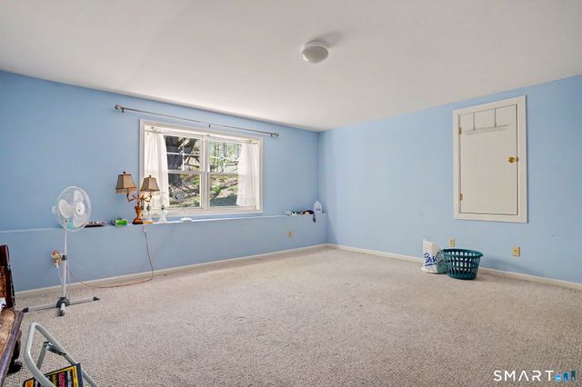 29 Greystone 29, Shelton, CT 06484