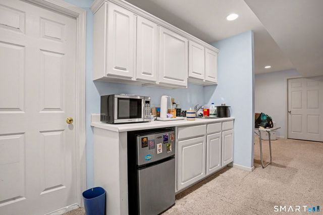 29 Greystone 29, Shelton, CT 06484