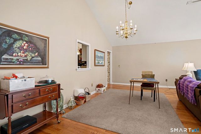 29 Greystone 29, Shelton, CT 06484