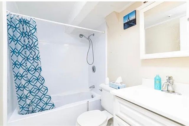 20 Miller St 1, Quincy, MA 02169