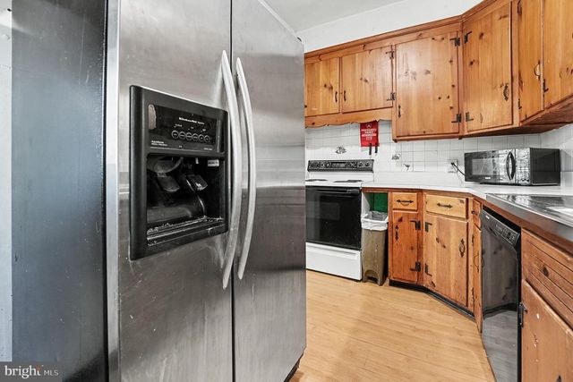 311 BROAD ST, Harleysville, PA 19438