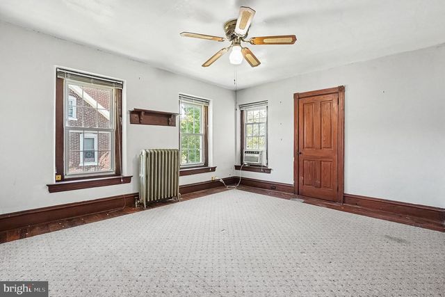 311 BROAD ST, Harleysville, PA 19438