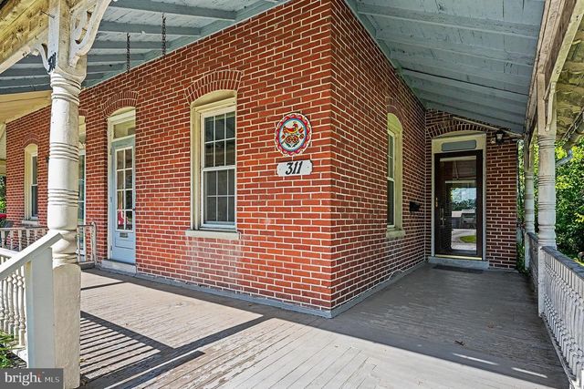 311 BROAD ST, Harleysville, PA 19438