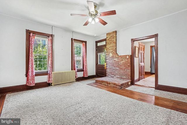 311 BROAD ST, Harleysville, PA 19438