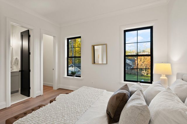 9205 ROSEHILL DR, Bethesda, MD 20817
