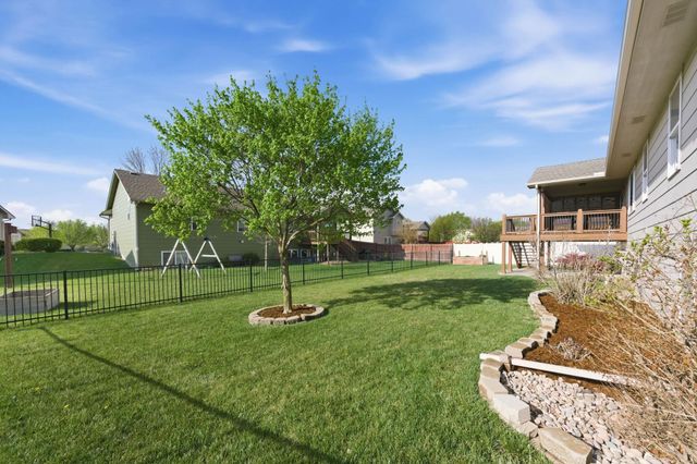 5905 E 49th Ct N, Bel Aire, KS 67220